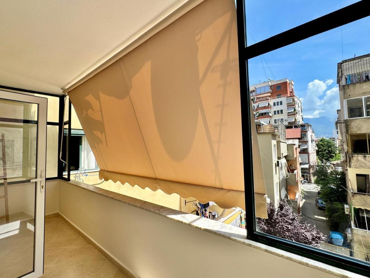 E&R Apartments At Myslym Shyri Тирана Экстерьер фото