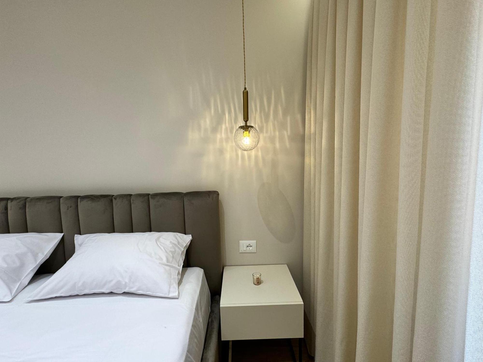 E&R Apartments At Myslym Shyri Тирана Экстерьер фото